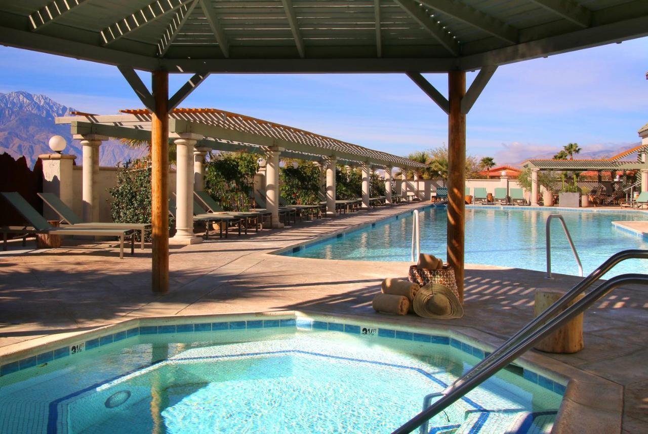 Azure Palm Hot Springs Hotel Desert Hot Springs Exterior photo